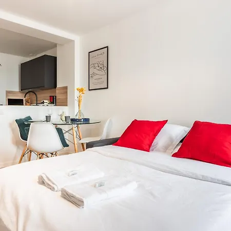 Elegant Studio For 2 - Very Close To Huge Parc Париж